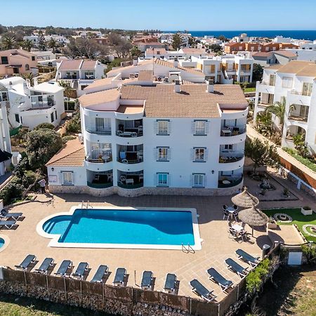 Apartamentos Sol Ponent Cala Blanca  Ngoại thất bức ảnh