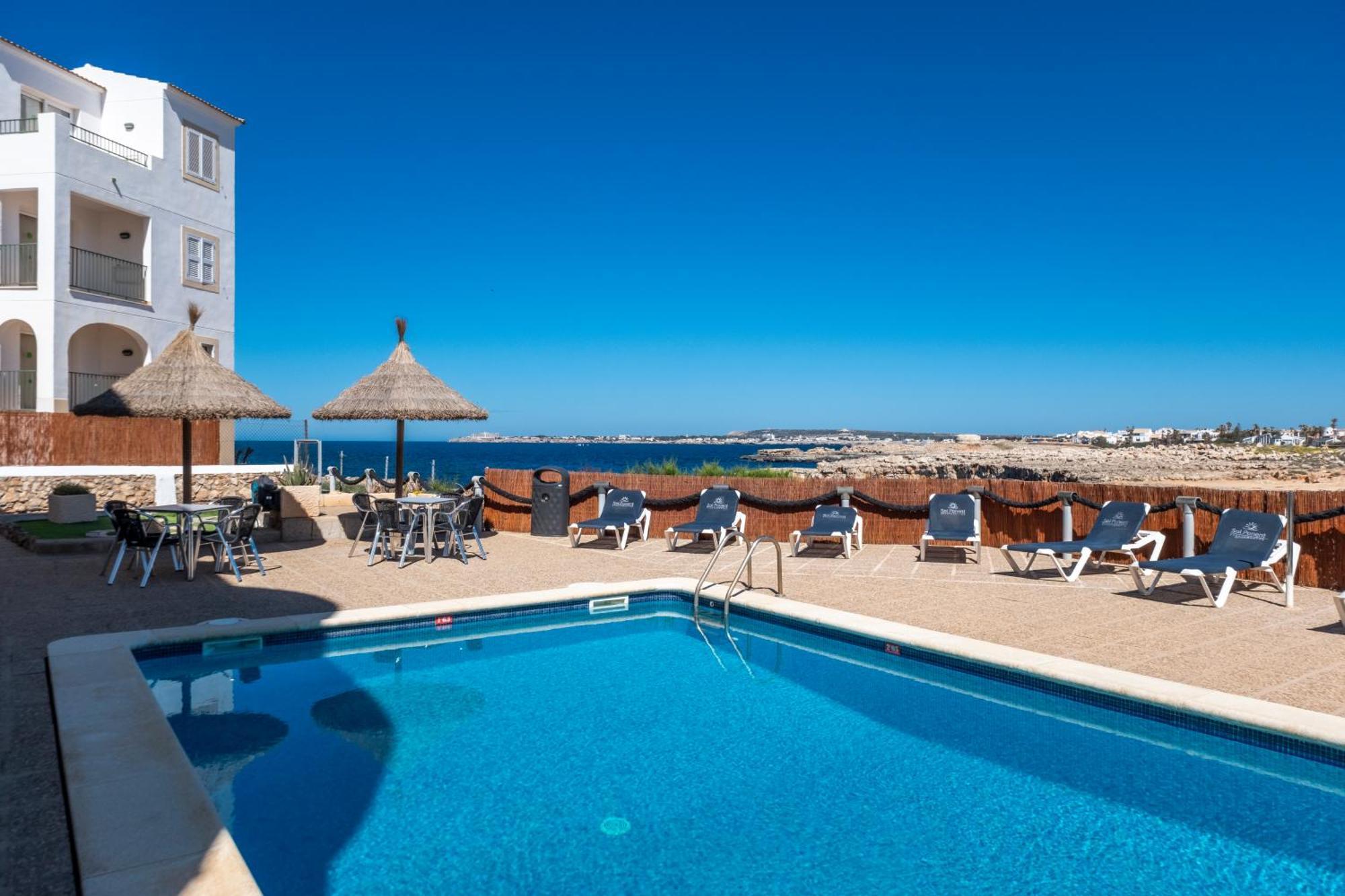 Apartamentos Sol Ponent Cala Blanca  Ngoại thất bức ảnh